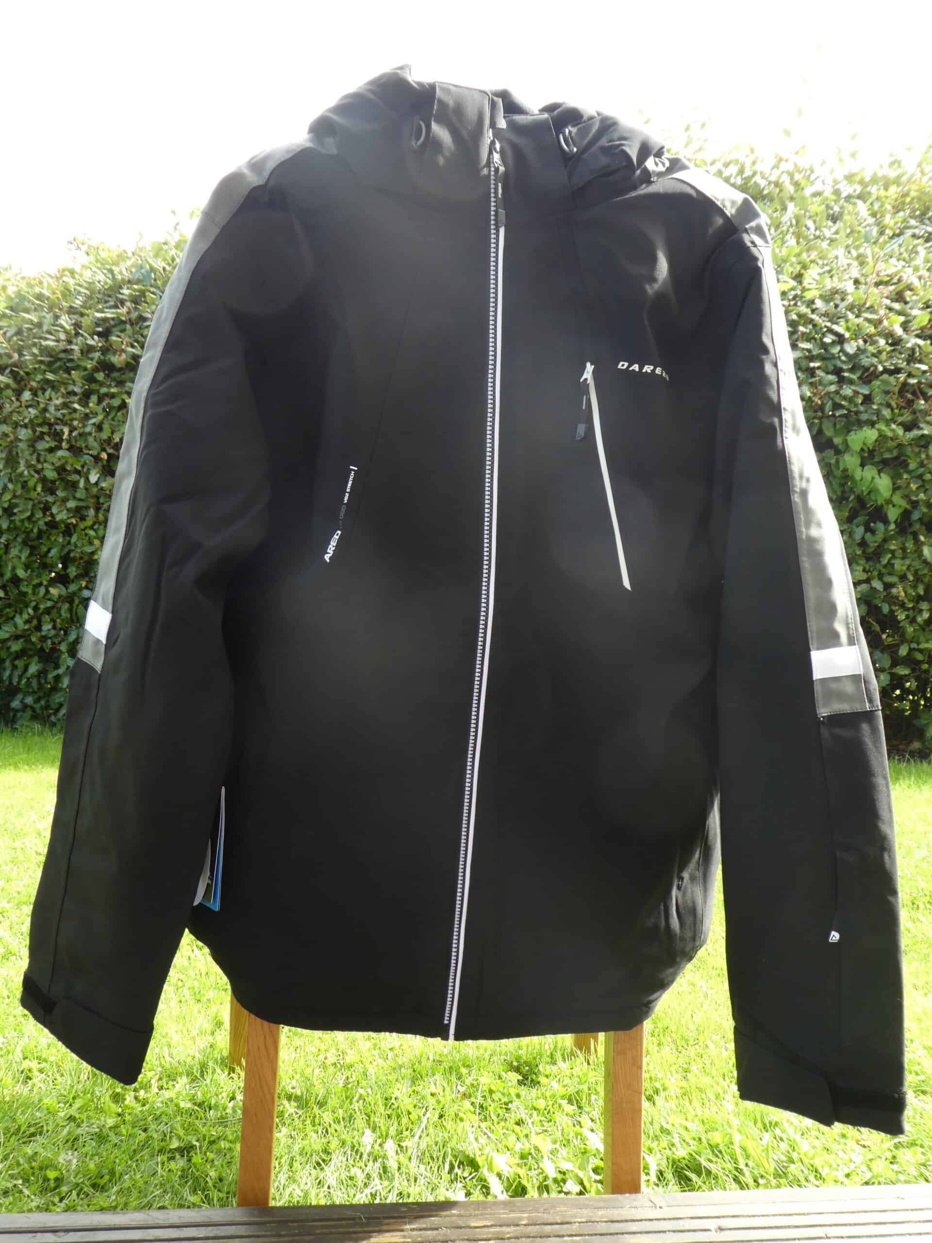 Winter and Ski jacket. Dare2B. Synergise. Black - Ski 3 Up